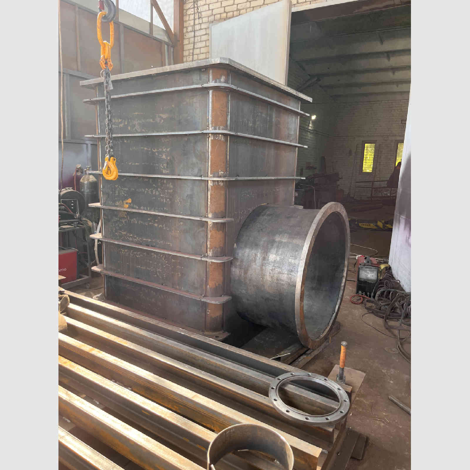 Изготовить и поставить камеру охлаждения для вакуумной печи